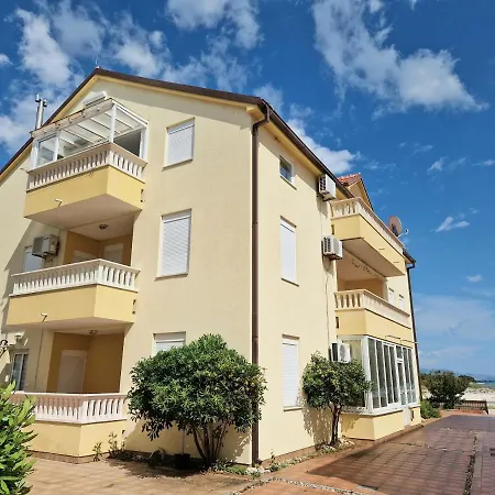 Promenada Apartman Srima