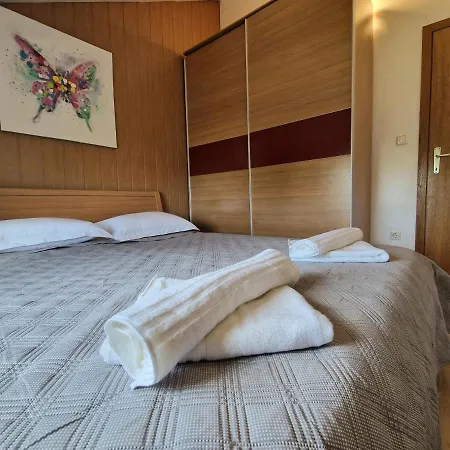 Promenada Apartment