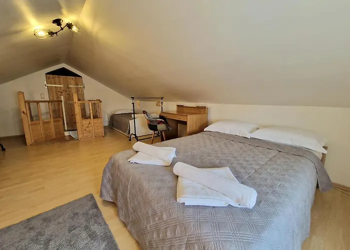 Promenada Apartman Srima